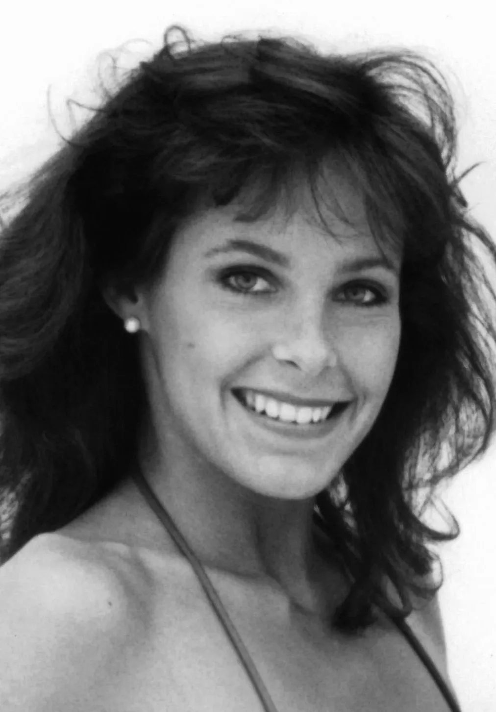 Тил Робертс